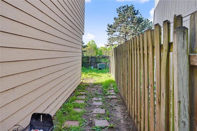 4015 Overland Drive, Lawrence, KS 66049