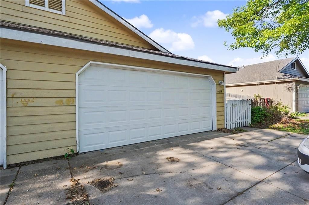 4015 Overland Drive, Lawrence, KS 66049