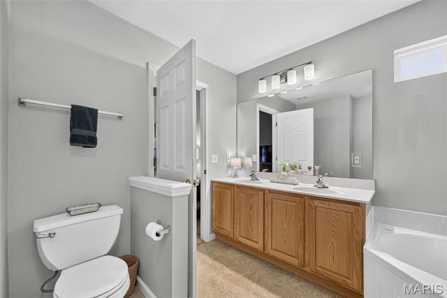903 Indian Rock Court, Wentzville, MO 63385
