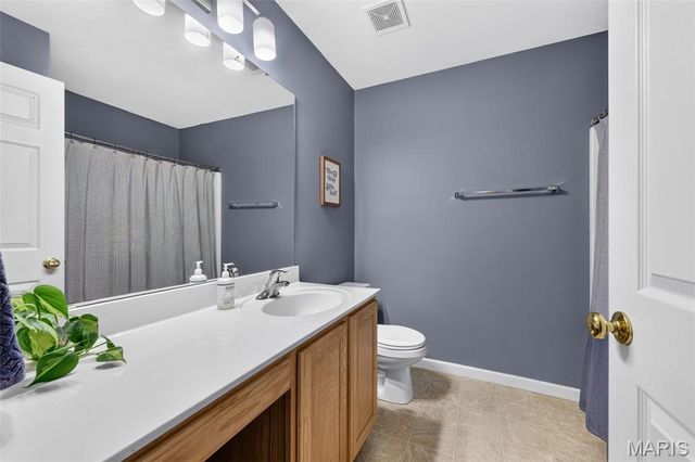 903 Indian Rock Court, Wentzville, MO 63385