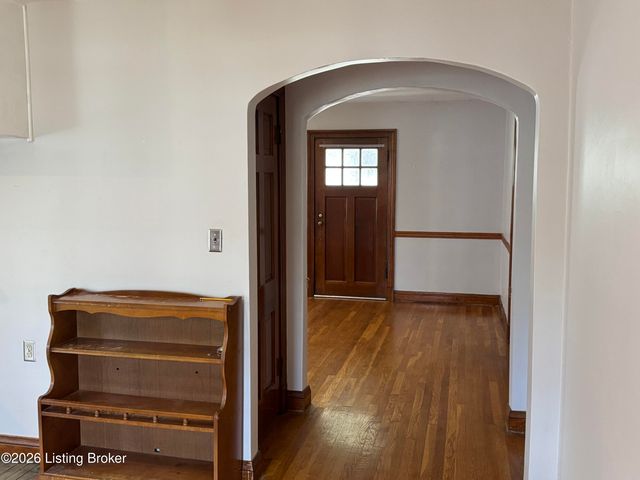 4721 S 3rd St, Louisville, KY 40214
