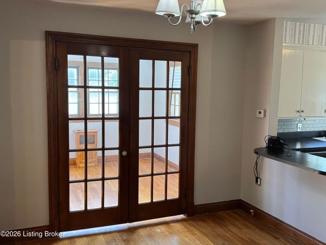 4721 S 3rd St, Louisville, KY 40214