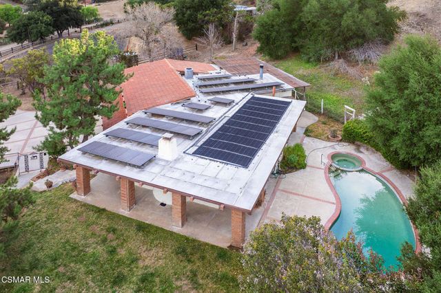 320 E Carlisle Road, Thousand Oaks, CA 91361