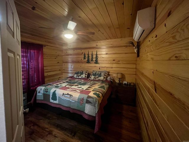 213 Spring Lake Dr, Mammoth Spring, AR 72554