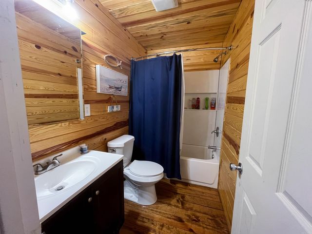 213 Spring Lake Dr, Mammoth Spring, AR 72554