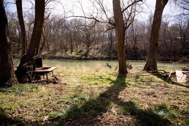 213 Spring Lake Dr, Mammoth Spring, AR 72554