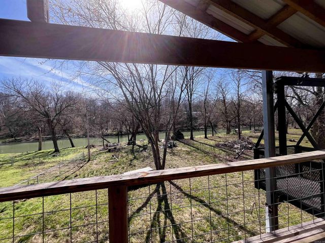 213 Spring Lake Dr, Mammoth Spring, AR 72554