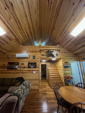 213 Spring Lake Dr, Mammoth Spring, AR 72554