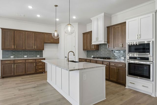 5009 Valley View Drive, Joshua, TX 76058