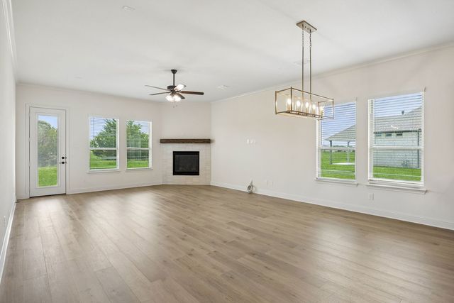 5009 Valley View Drive, Joshua, TX 76058