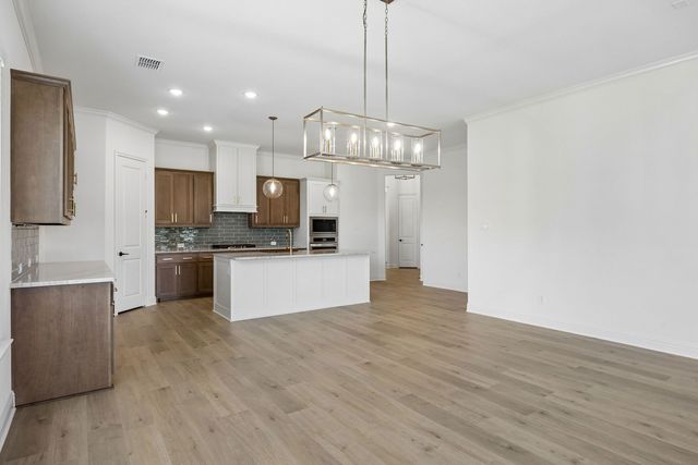 5009 Valley View Drive, Joshua, TX 76058