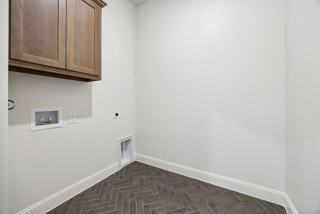 5009 Valley View Drive, Joshua, TX 76058