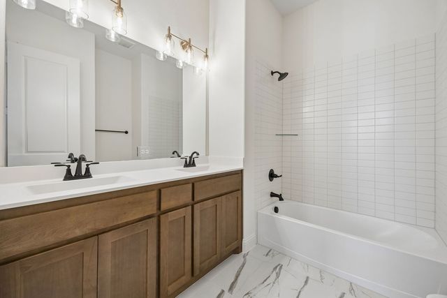 5009 Valley View Drive, Joshua, TX 76058