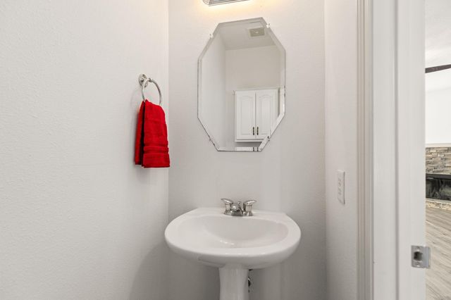 7019 Revelwood Drive, Magnolia, TX 77354