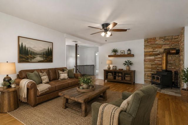 1627 W Riverbluff Lane, Nixa, MO 65714