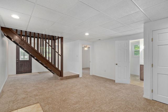 1627 W Riverbluff Lane, Nixa, MO 65714