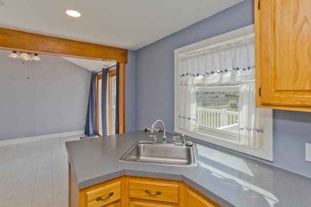 14 Philip St, Ludlow, MA 01056