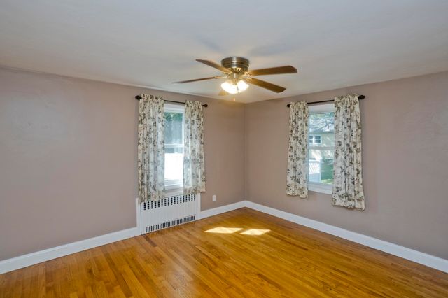 14 Philip St, Ludlow, MA 01056
