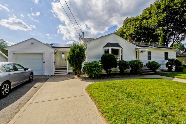 14 Philip St, Ludlow, MA 01056