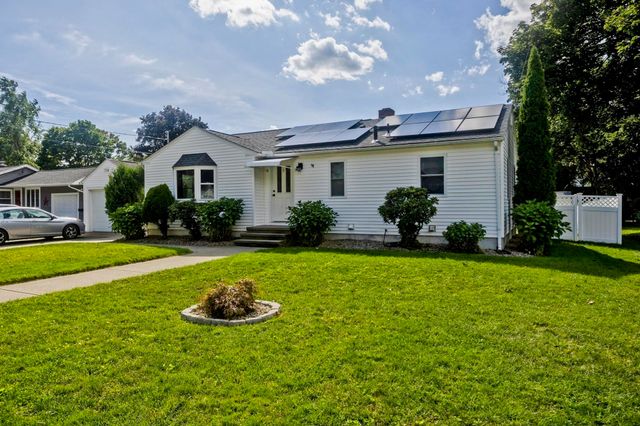14 Philip St, Ludlow, MA 01056