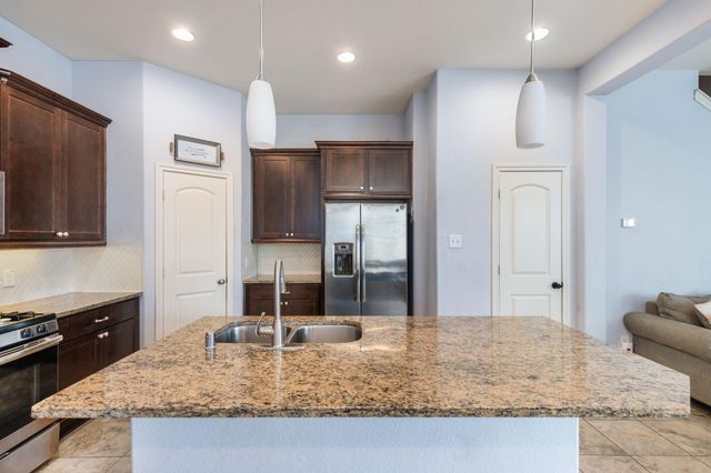 28036 Rocky Heights Drive, Spring, TX 77386