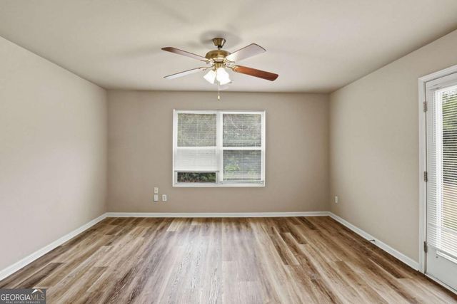 122 W Lexington Avenue, Griffin, GA 30223