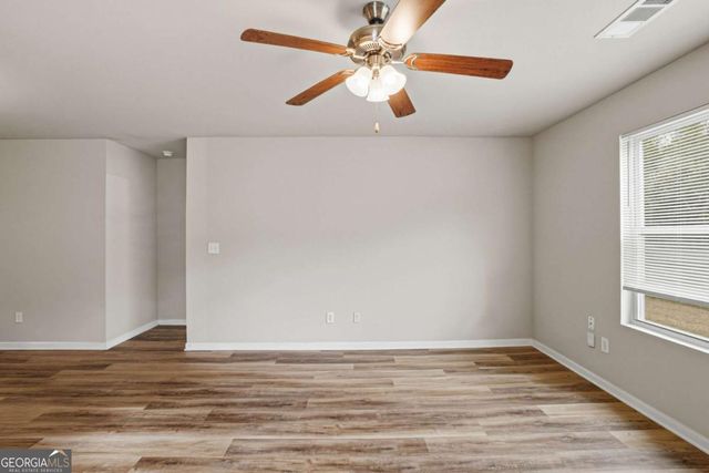 122 W Lexington Avenue, Griffin, GA 30223