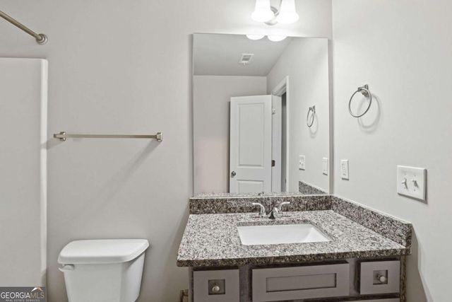 122 W Lexington Avenue, Griffin, GA 30223