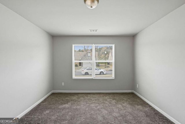 122 W Lexington Avenue, Griffin, GA 30223