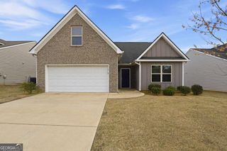 122 W Lexington Avenue, Griffin, GA 30223