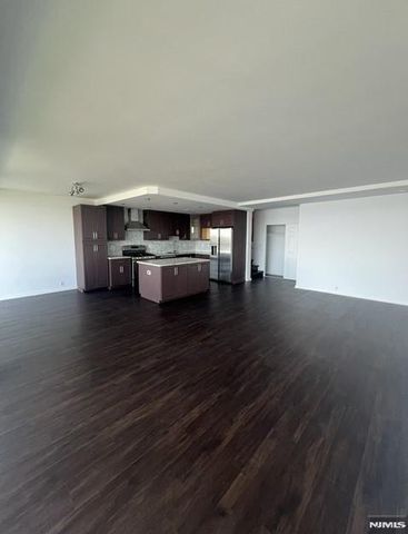 4 Horizon Road 1207, Fort Lee, NJ 07024