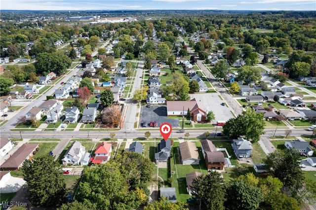 132 31st Street SW, Barberton, OH 44203