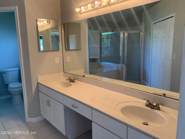 524 LIGHTHOUSE Court, Neptune Beach, FL 32266