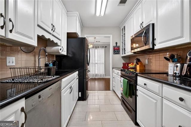 6393 Hawthorne Terrace, Peachtree Corners, GA 30092