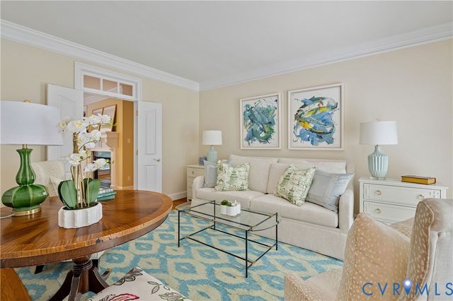 720 Woodson Pl, Manakin Sabot, VA 23103