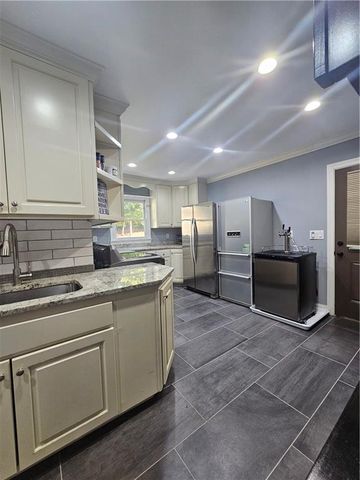1363 Riverview Run Lane, Suwanee, GA 30024