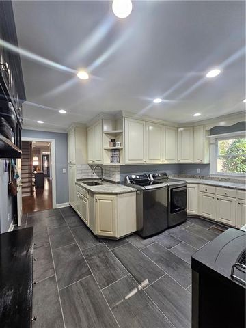 1363 Riverview Run Lane, Suwanee, GA 30024