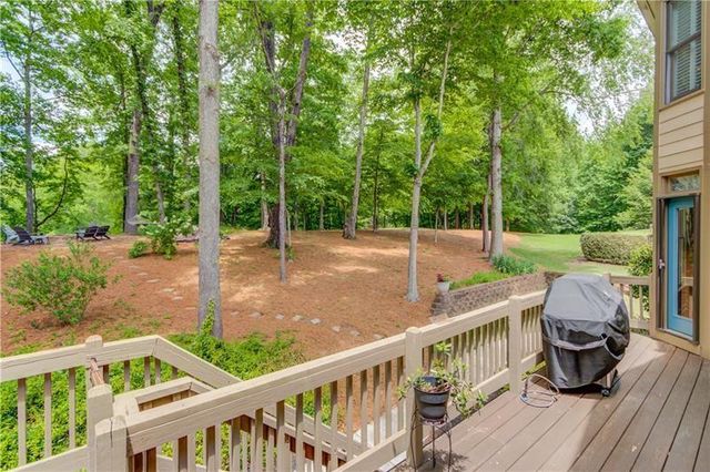 1363 Riverview Run Lane, Suwanee, GA 30024