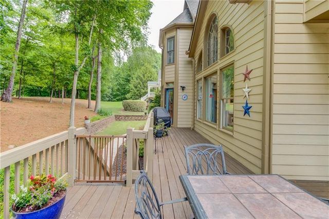 1363 Riverview Run Lane, Suwanee, GA 30024