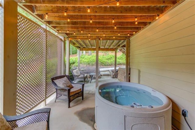 1363 Riverview Run Lane, Suwanee, GA 30024