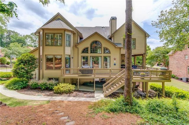 1363 Riverview Run Lane, Suwanee, GA 30024