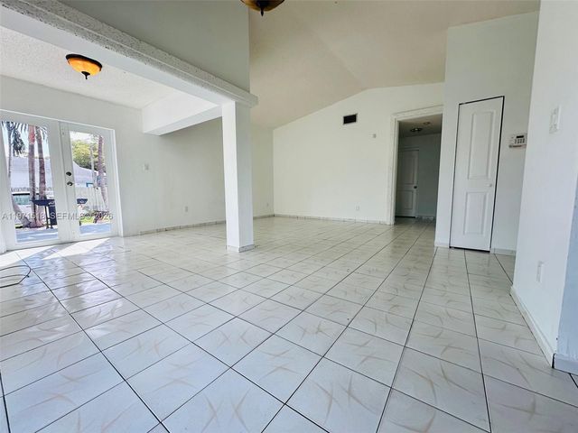 18501 SW 115th Ave, Miami, FL 33157