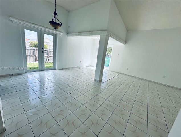 18501 SW 115th Ave, Miami, FL 33157