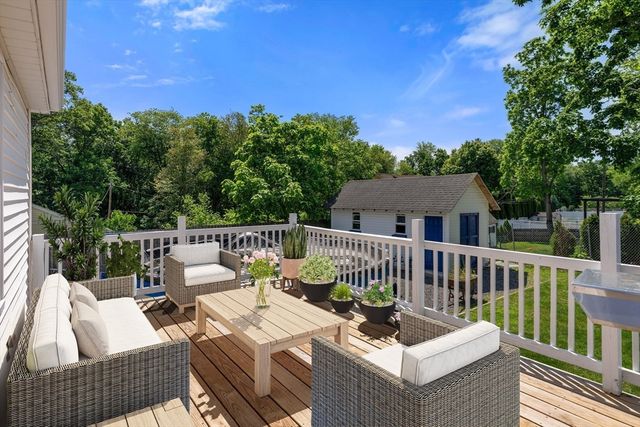 48 Hudson St, Attleboro, MA 02703