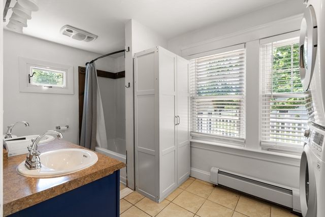 48 Hudson St, Attleboro, MA 02703