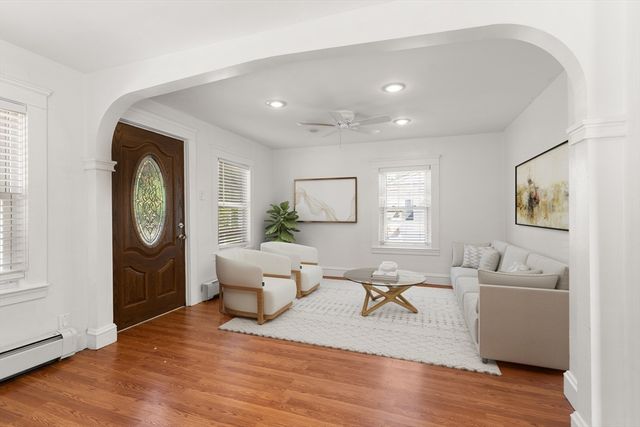 48 Hudson St, Attleboro, MA 02703