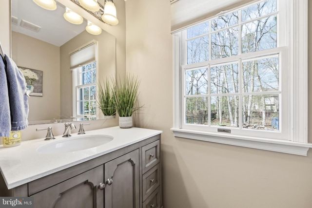 6 BRECKENRIDGE DR, Shamong, NJ 08088