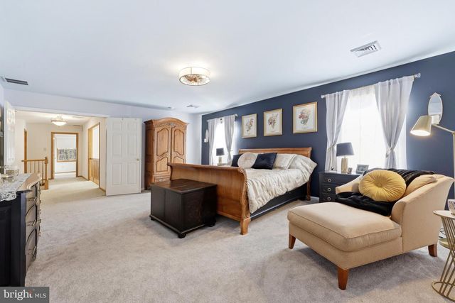 6 BRECKENRIDGE DR, Shamong, NJ 08088