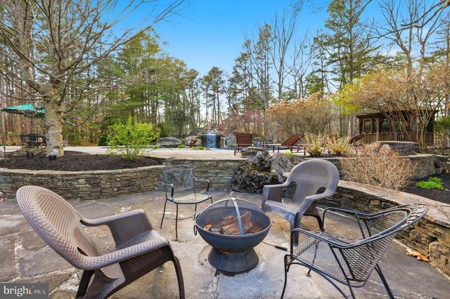 6 BRECKENRIDGE DR, Shamong, NJ 08088