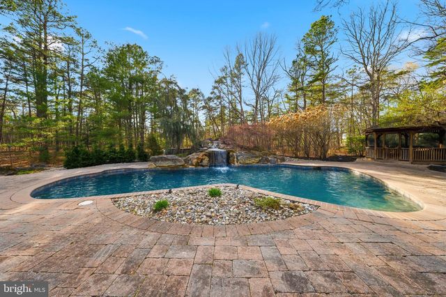 6 BRECKENRIDGE DR, Shamong, NJ 08088